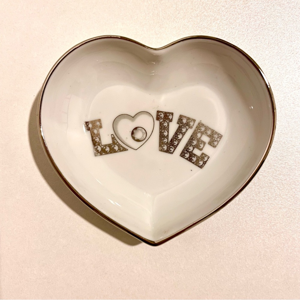 Chopard 'LOVE' Heart White Porcelain Silver Metal Trim Dish Jewelry Tray